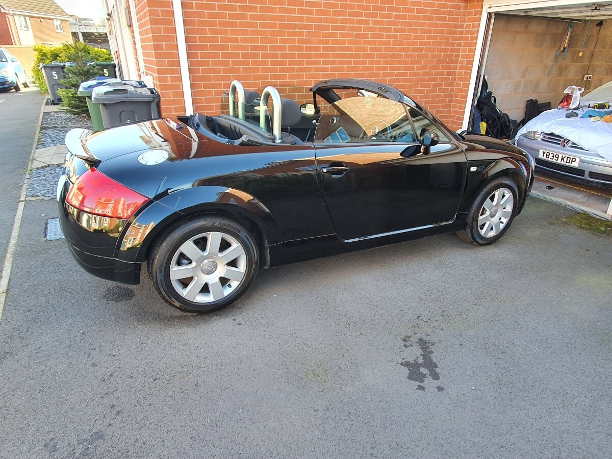 Mk 1, Black Audi TT Roadster